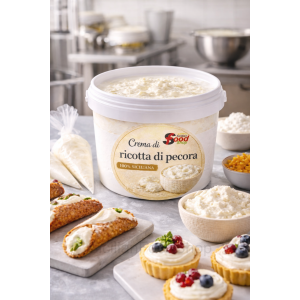 crema_di_ricotta_e_dolci_siciliani_in_cucina