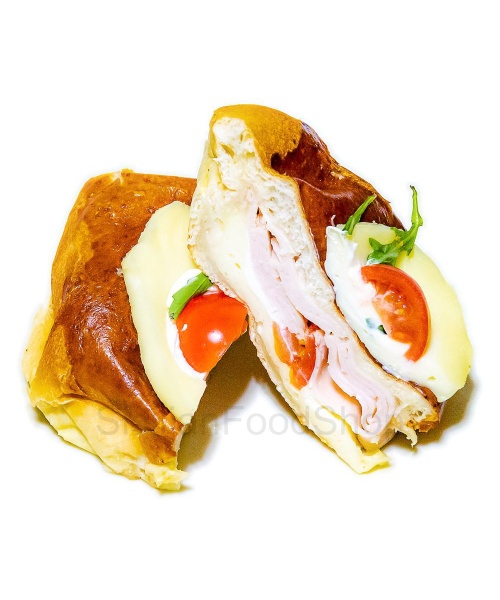calzone_prociutto_scamorza_pomodorino_ciliegino_e_rucola2-2